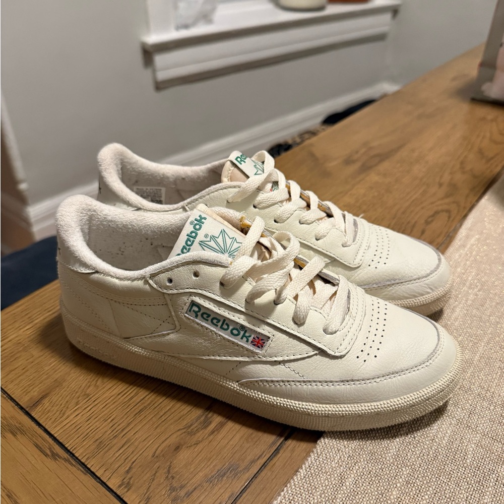 “Vintage” Reebok Sneaker